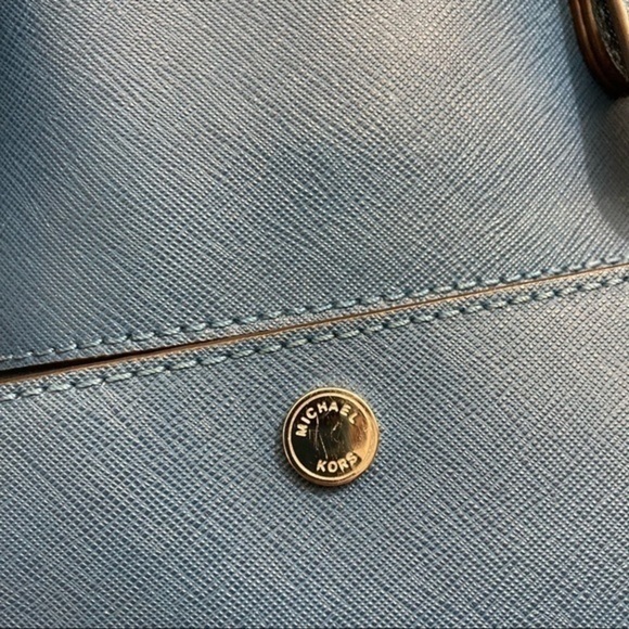 Michael kors blue saffiano leather front pocket tote bag - Picture 10 of 11